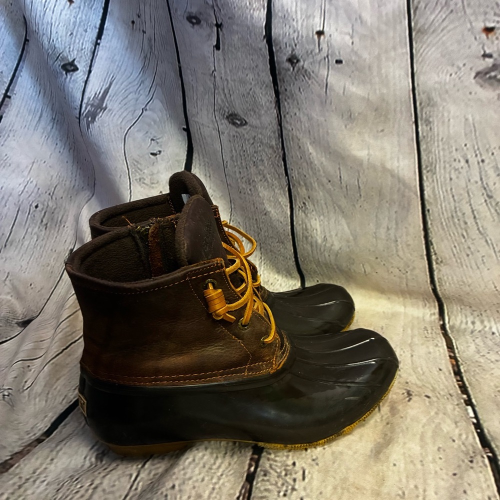 Sperry Top-Sider STS91176 Brown Ankle Saltwater Duck Boots‎ Women’s Size 8M GUC
